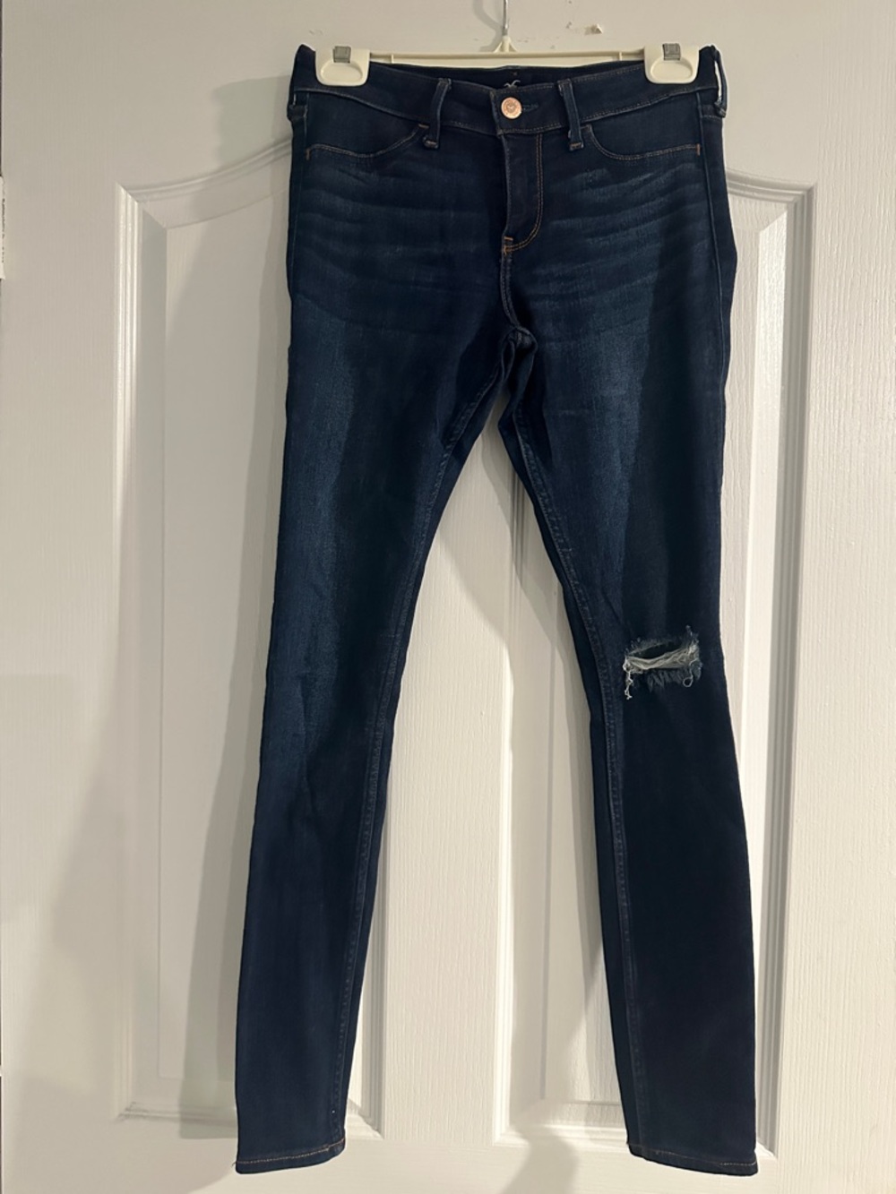 Hollister Dark Indigo Skinny Jeans with Knee Rip